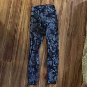 Tie-dye lululemon leggings